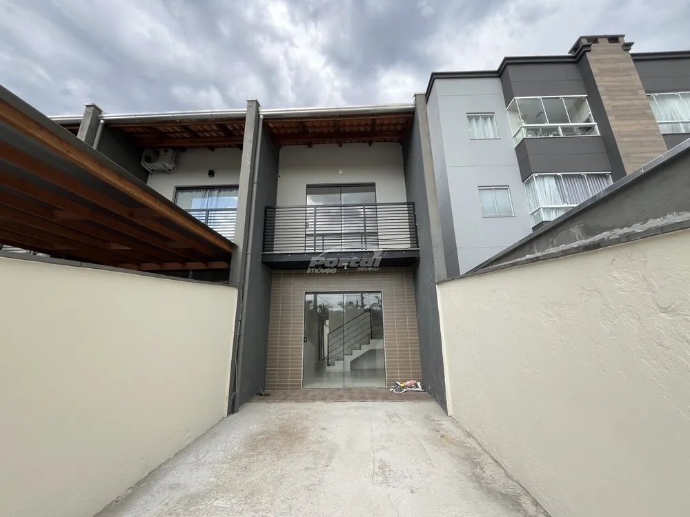 Casa, 2 quartos, 69 m² - Foto 1