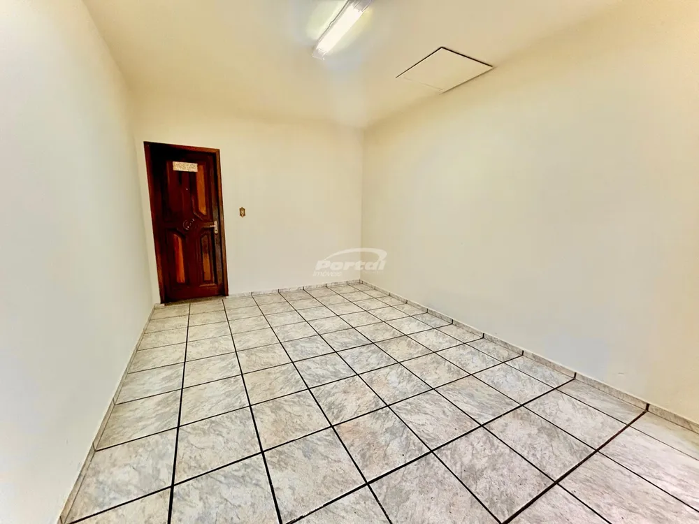 Casa, 3 quartos, 245 m² - Foto 4