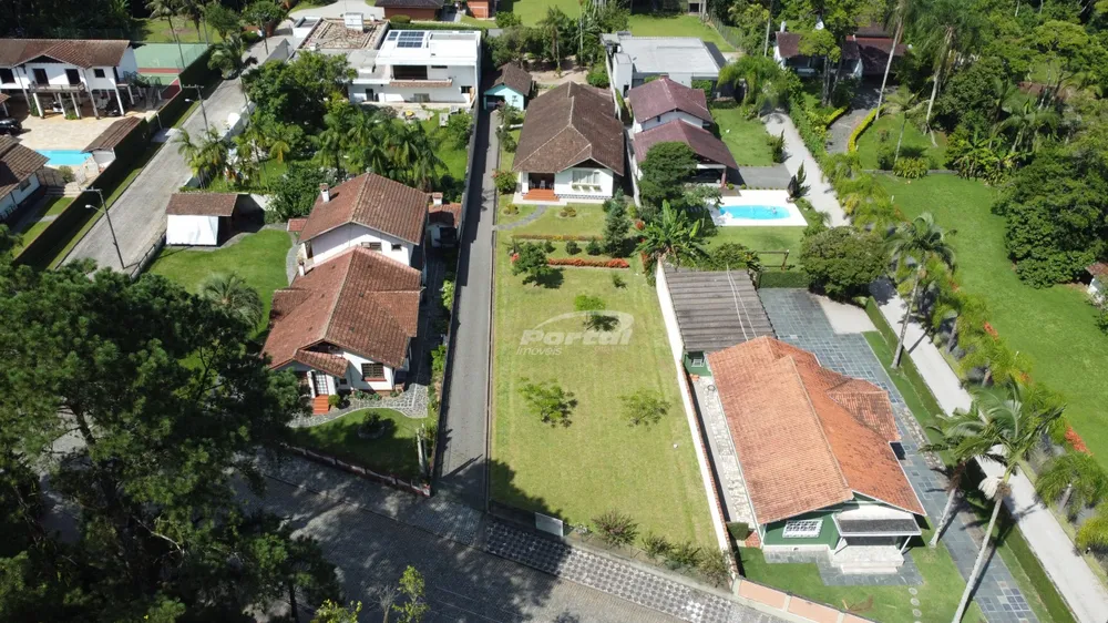 Casa, 4 quartos, 273 m² - Foto 2