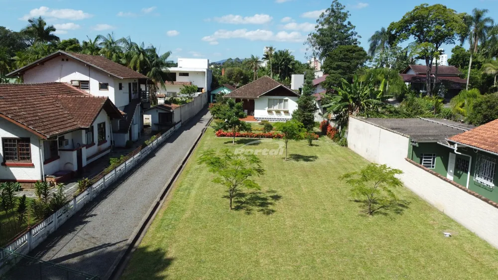 Casa, 4 quartos, 273 m² - Foto 1