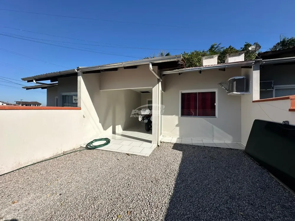 Casa, 2 quartos, 66 m² - Foto 1