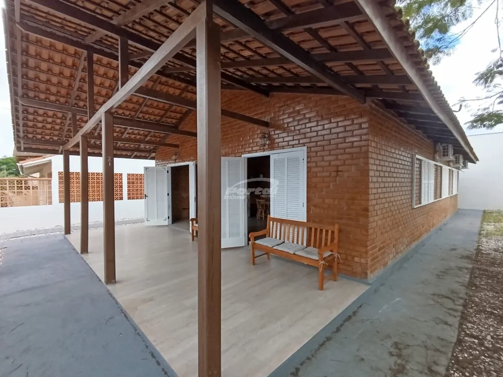 Casa, 3 quartos, 132 m² - Foto 1