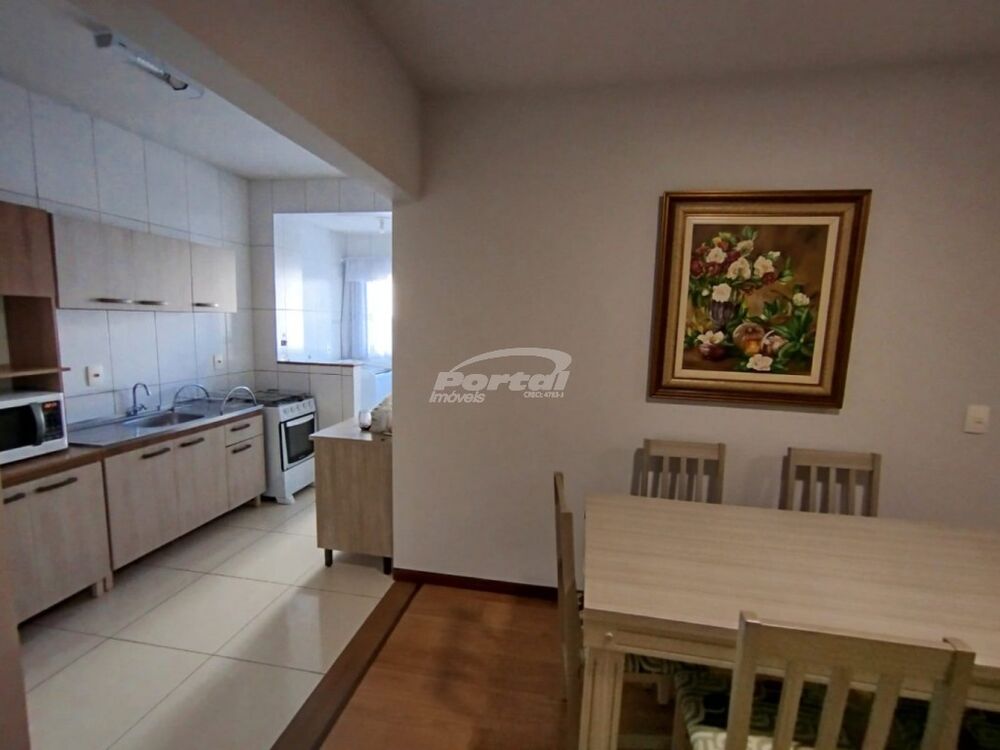 Apartamento à venda com 2 quartos, 70m² - Foto 4