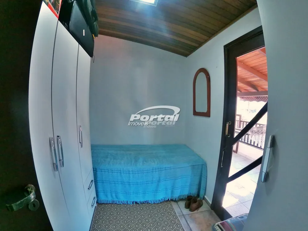 Casa, 5 quartos, 180 m² - Foto 2
