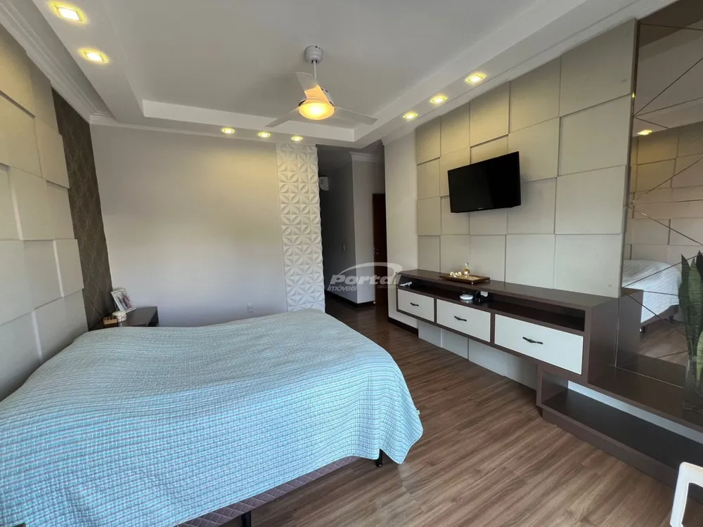 Casa, 4 quartos, 310 m² - Foto 8