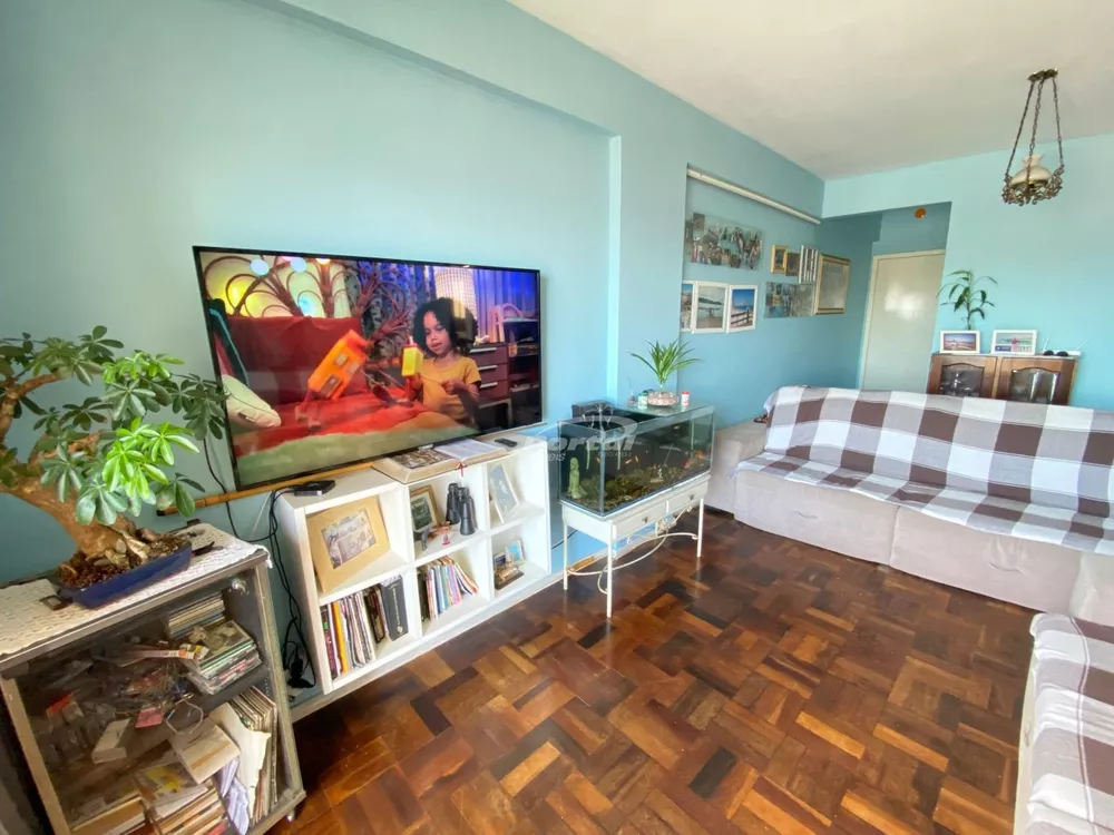 Apartamento à venda com 3 quartos, 107m² - Foto 3