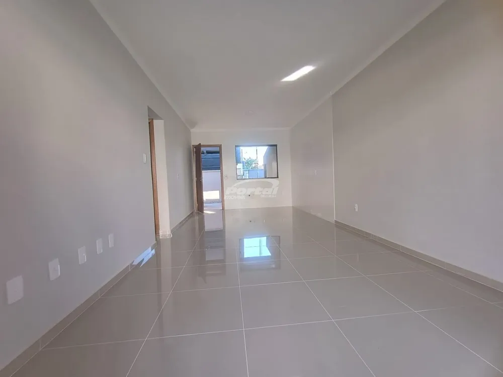 Casa, 2 quartos, 75 m² - Foto 1