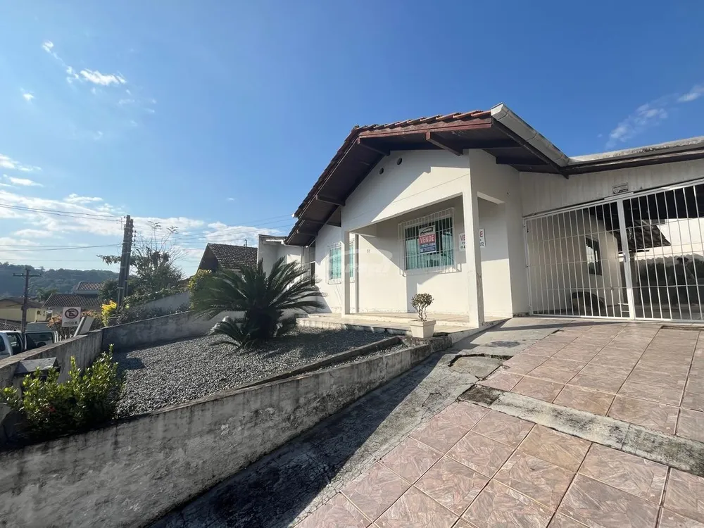 Casa, 3 quartos, 142 m² - Foto 2