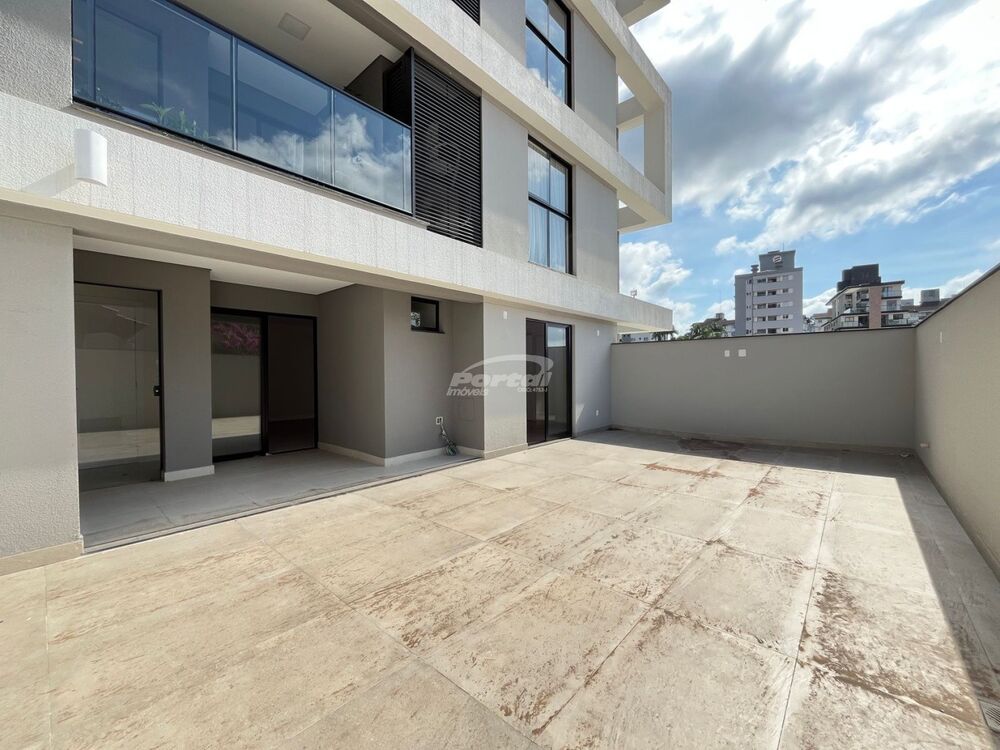 Apartamento à venda com 2 quartos, 104m² - Foto 1