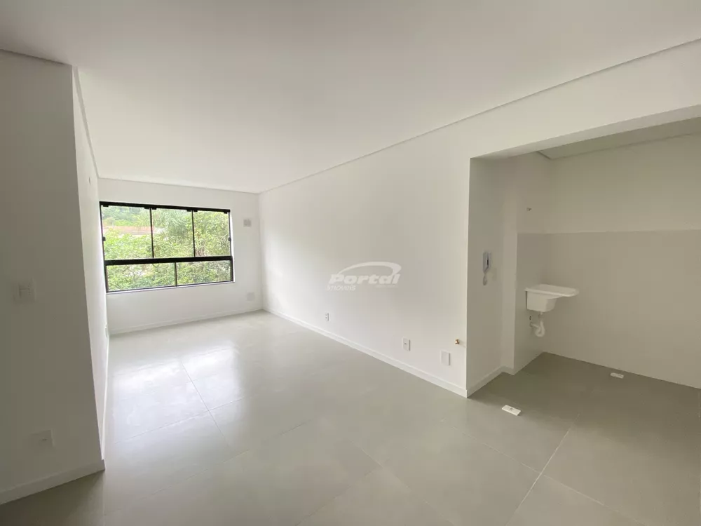 Apartamento à venda com 2 quartos, 63m² - Foto 4