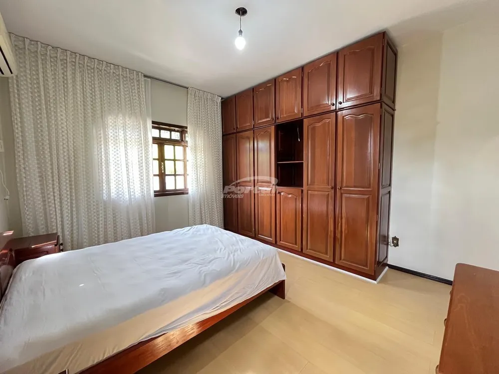 Casa, 5 quartos, 250 m² - Foto 6
