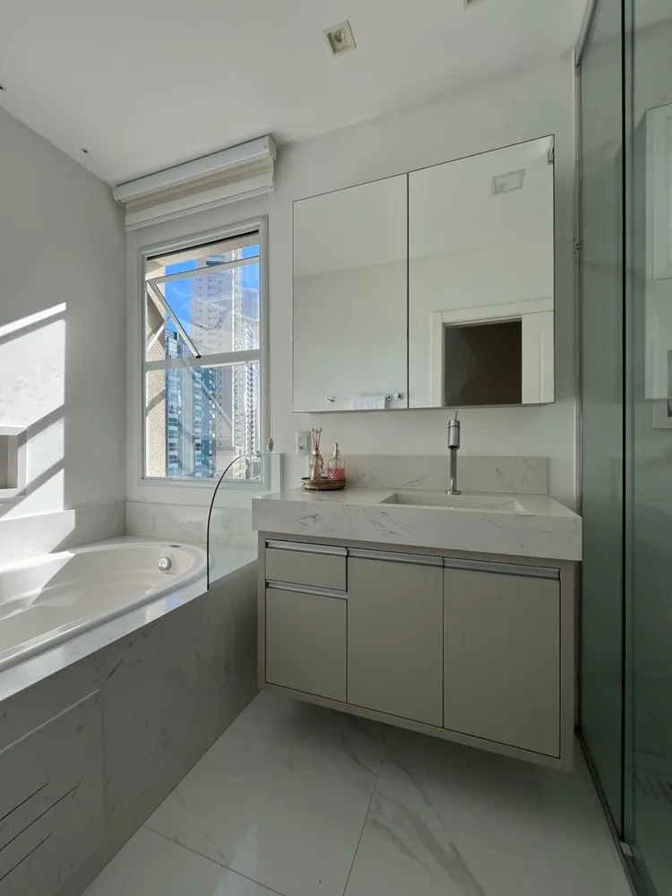Apartamento, 3 quartos, 142 m² - Foto 8