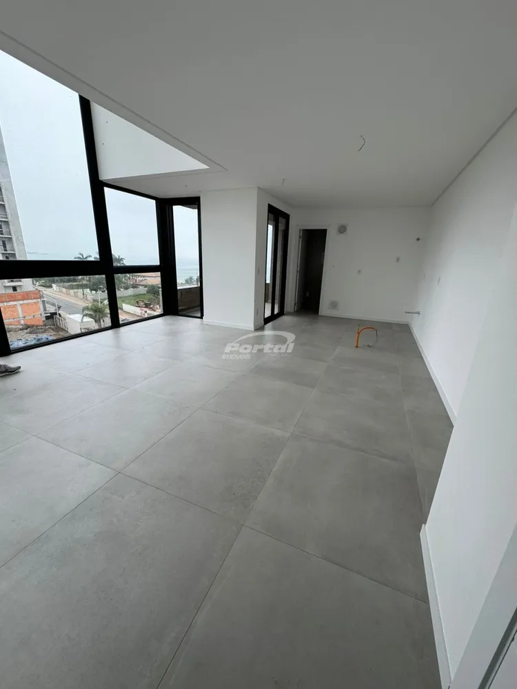 Apartamento, 3 quartos, 130 m² - Foto 2