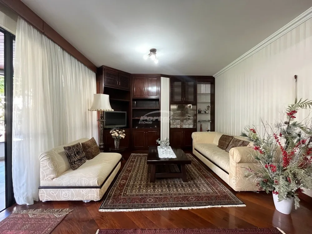 Apartamento, 3 quartos, 225 m² - Foto 2