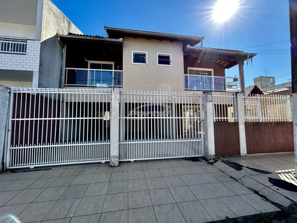 Casa, 6 quartos, 268 m² - Foto 1