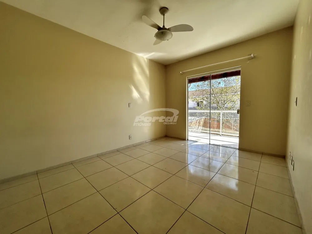 Casa, 6 quartos, 268 m² - Foto 10
