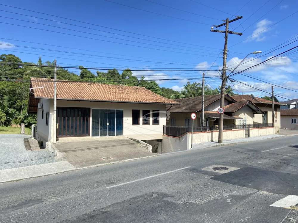 Casa, 2 quartos, 295 m² - Foto 1