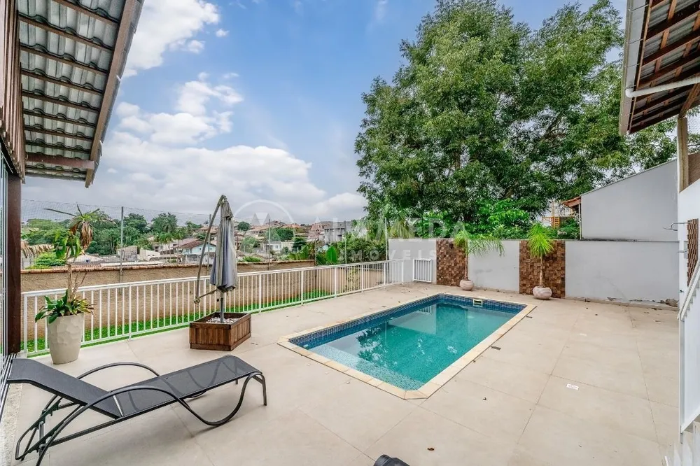 Casa, 3 quartos, 217 m² - Foto 5