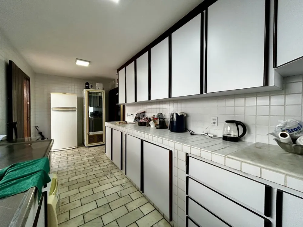 Casa, 5 quartos, 850 m² - Foto 4