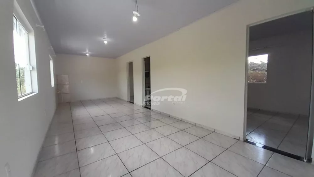 Casa para alugar com 2 quartos, 70m² - Foto 4