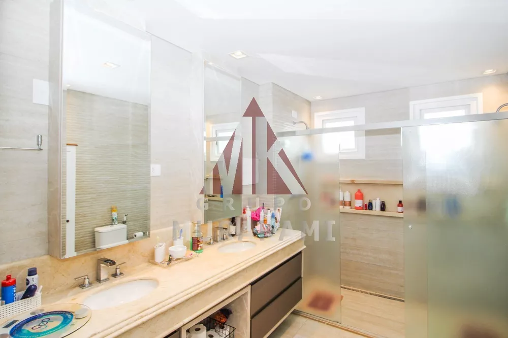 Apartamento, 3 quartos, 210 m² - Foto 2