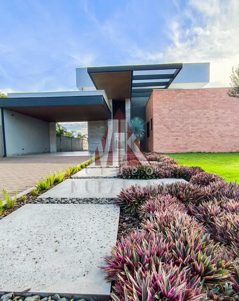 Casa de Condomínio, 4 quartos - Foto 1