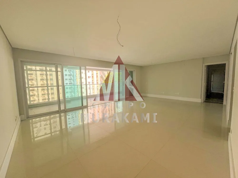 Apartamento, 3 quartos, 207 m² - Foto 2