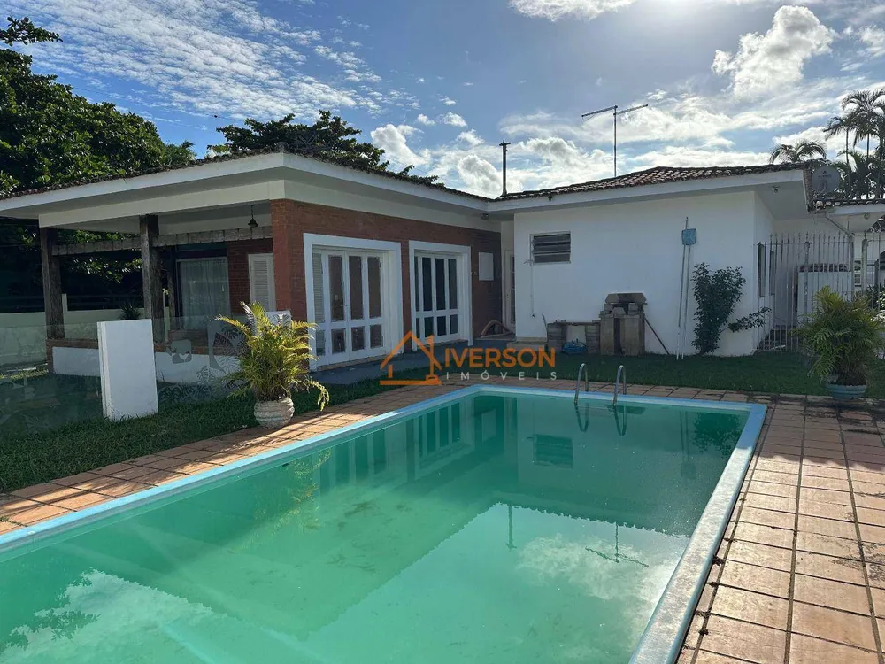 Casa, 4 quartos, 326 m² - Foto 1