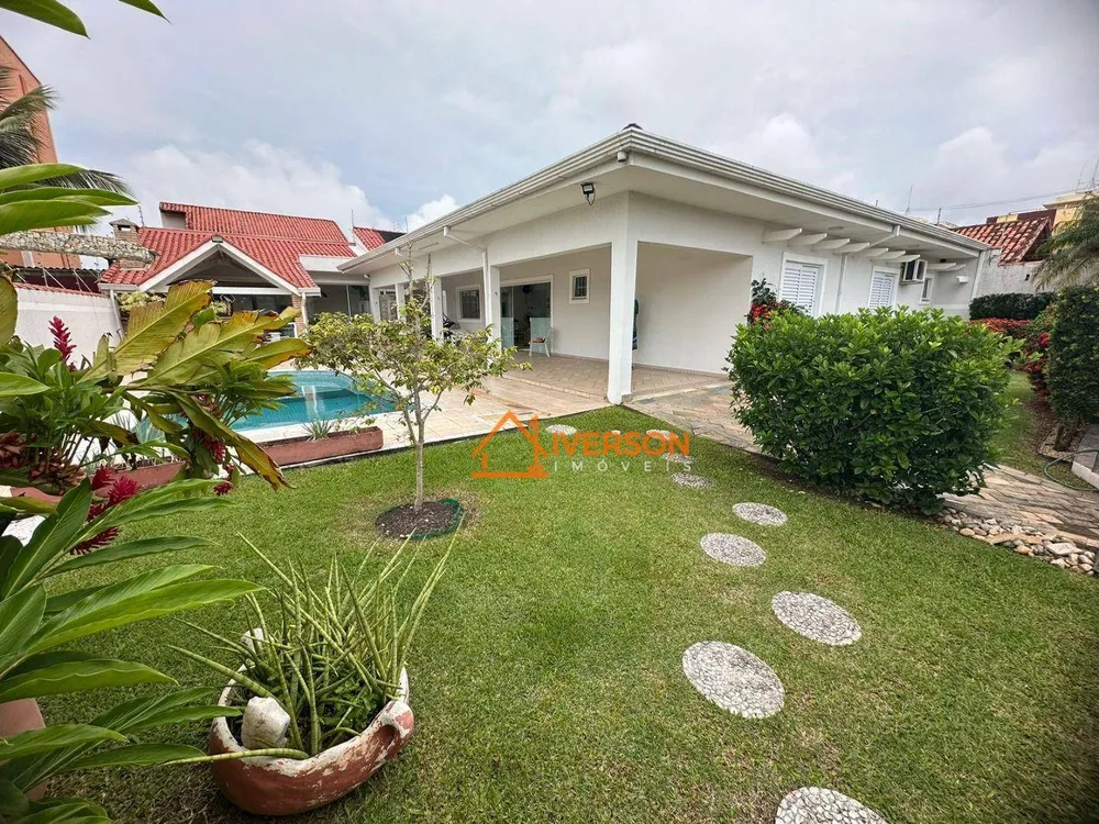 Casa, 4 quartos, 235 m² - Foto 6