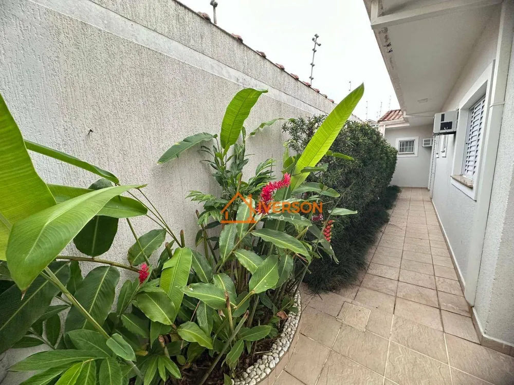 Casa, 4 quartos, 235 m² - Foto 5