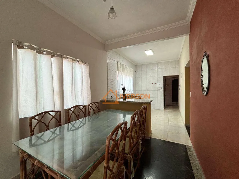 Sobrado, 4 quartos, 276 m² - Foto 1