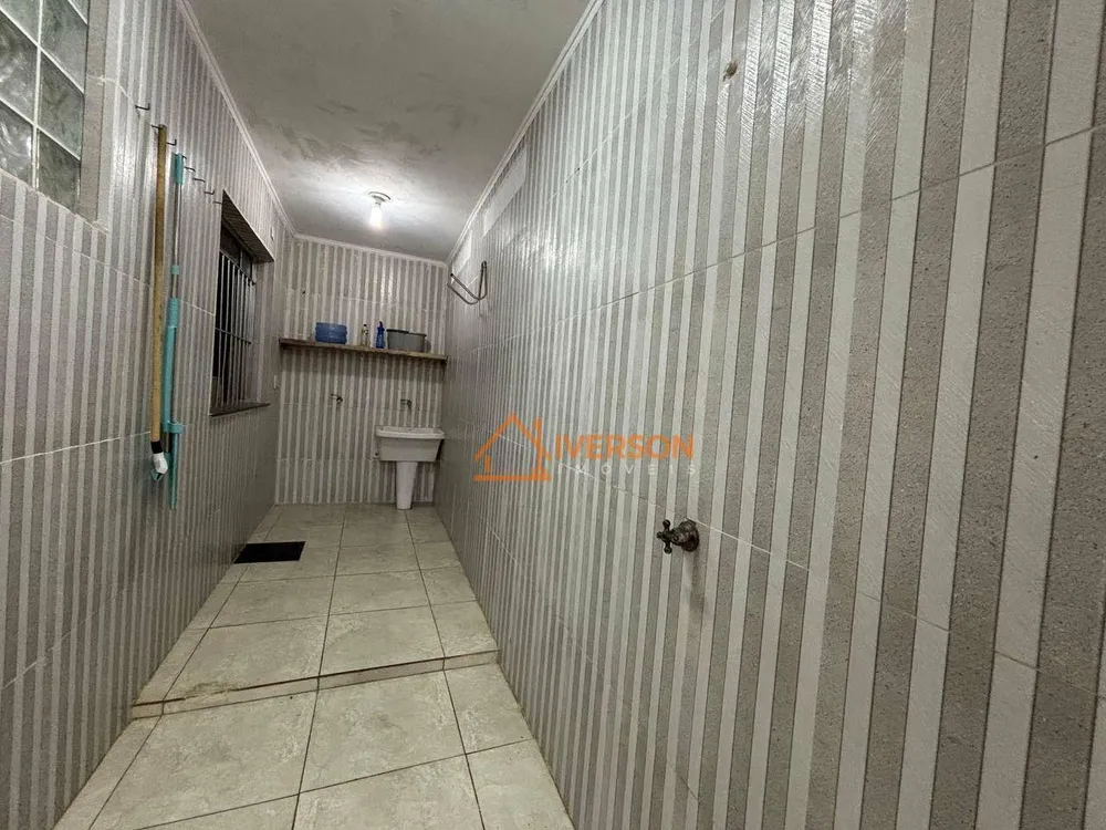 Sobrado, 4 quartos, 276 m² - Foto 2