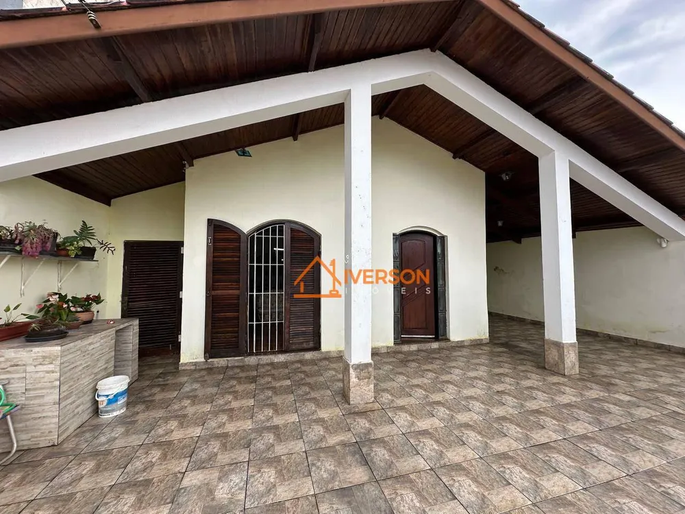 Casa, 2 quartos, 140 m² - Foto 1