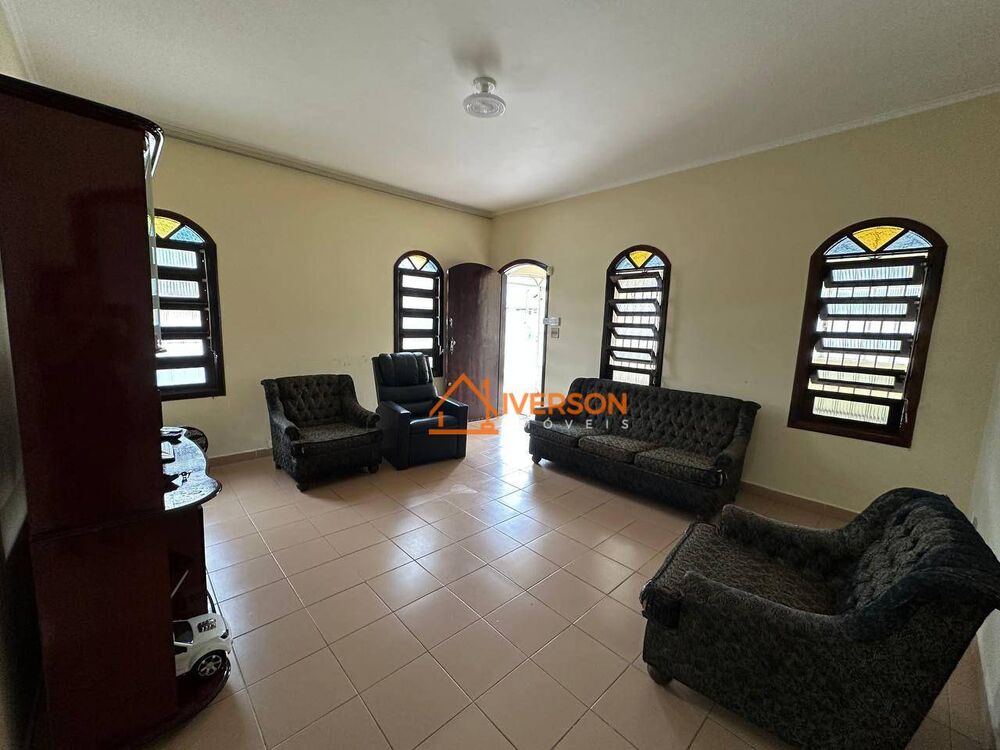 Casa, 3 quartos, 97 m² - Foto 2
