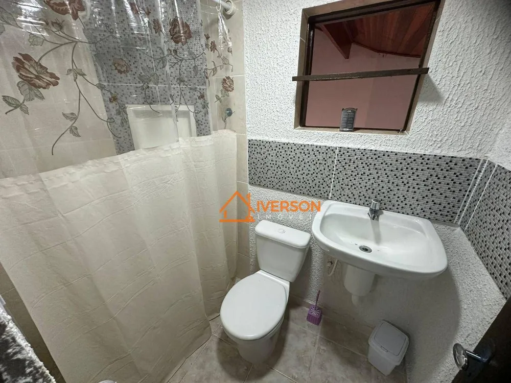Casa, 5 quartos, 190 m² - Foto 2
