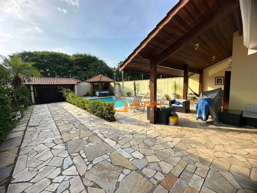 Casa, 5 quartos, 190 m² - Foto 4