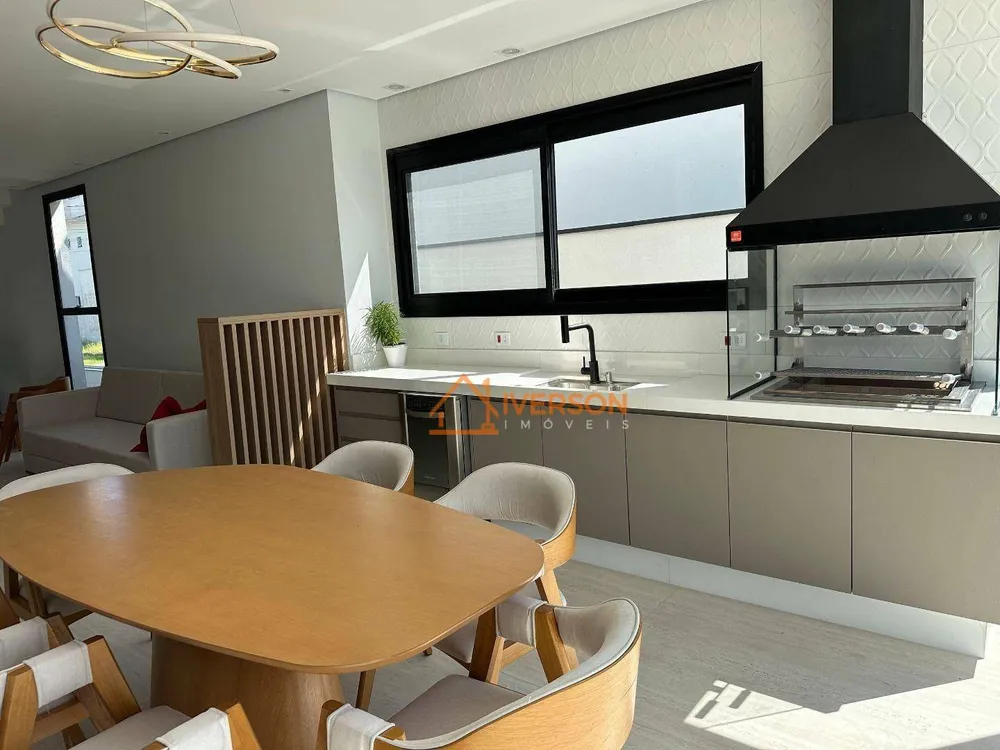 Sobrado, 4 quartos, 218 m² - Foto 3