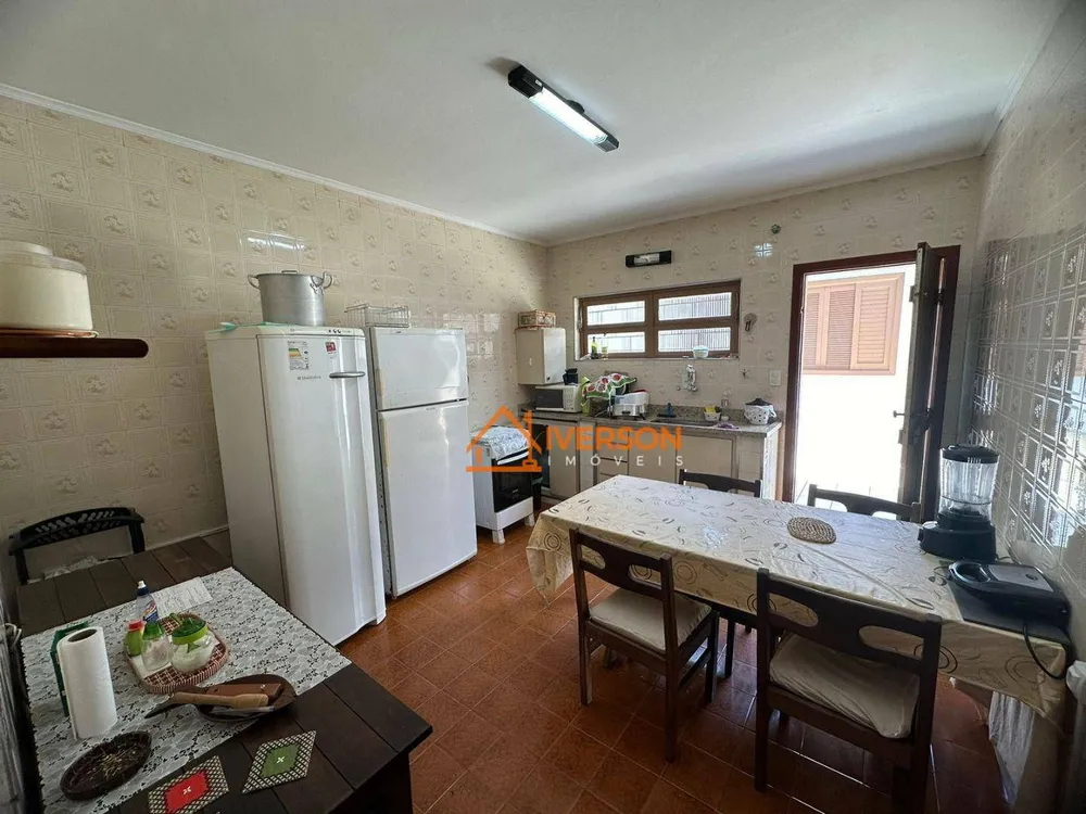 Casa, 2 quartos, 239 m² - Foto 6