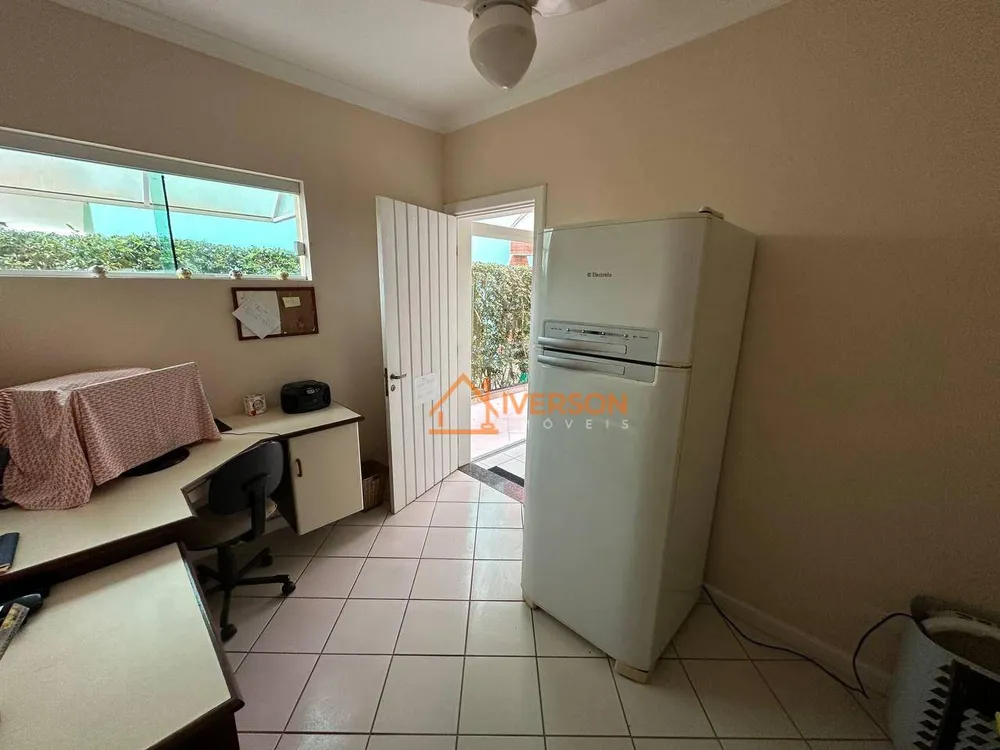 Sobrado, 5 quartos, 286 m² - Foto 4