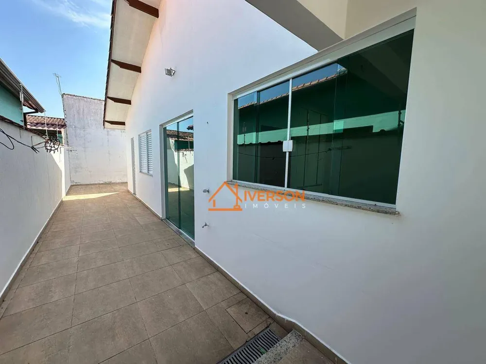 Casa, 3 quartos, 170 m² - Foto 1