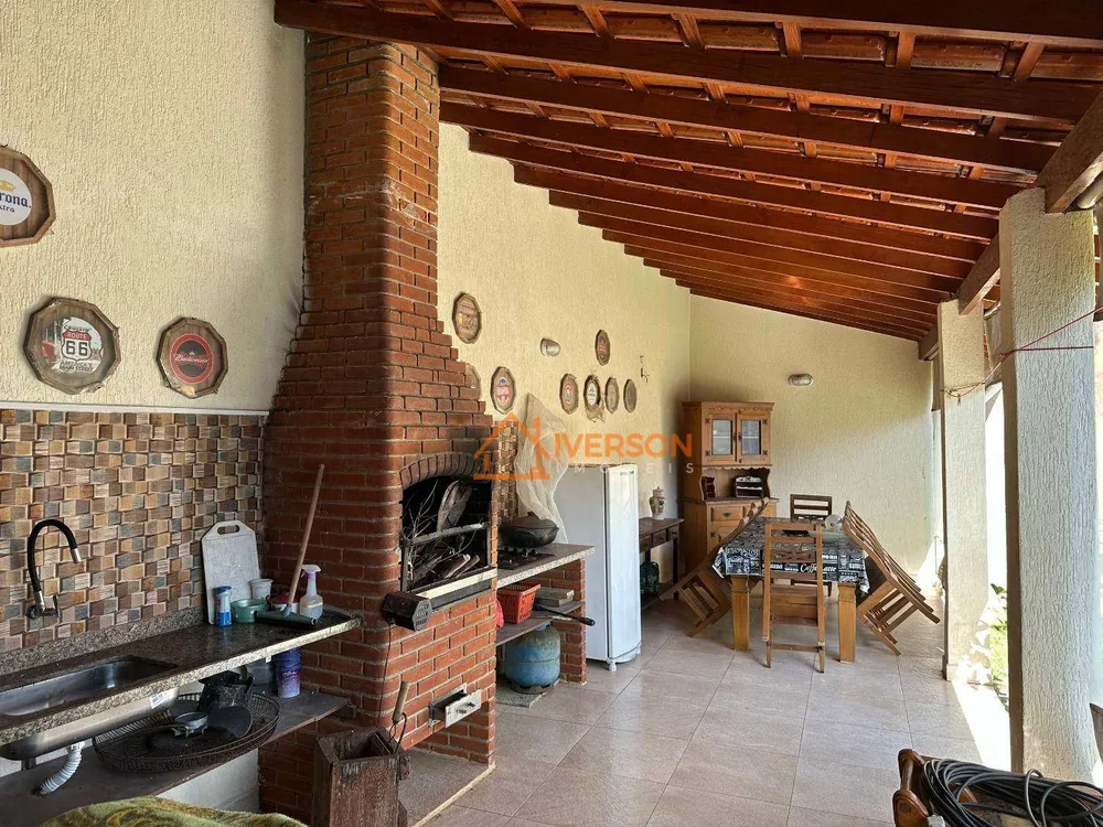 Casa, 4 quartos, 192 m² - Foto 4