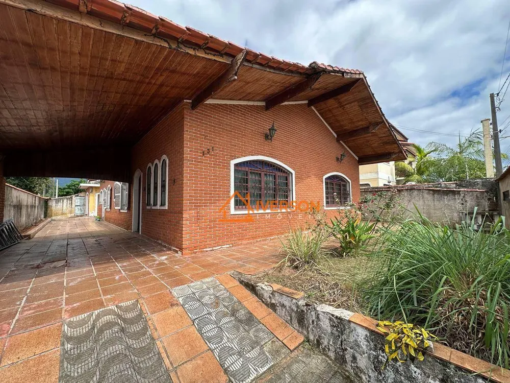 Casa, 4 quartos, 200 m² - Foto 1