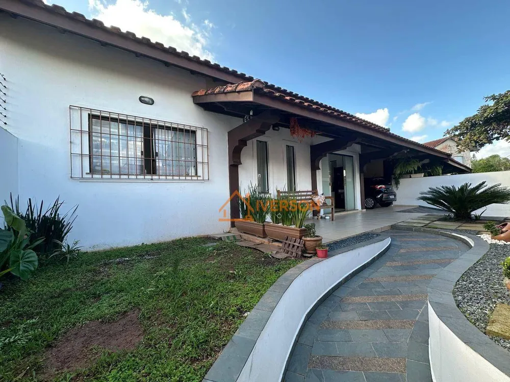 Casa, 3 quartos, 112 m² - Foto 2