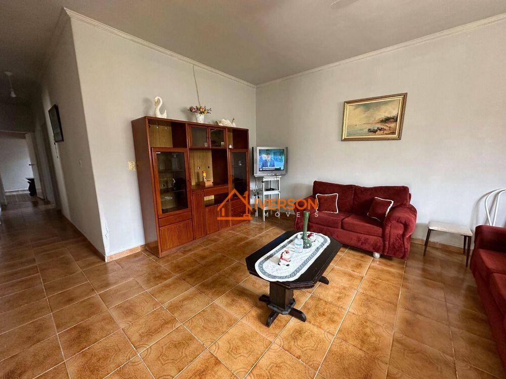 Casa, 3 quartos, 159 m² - Foto 1