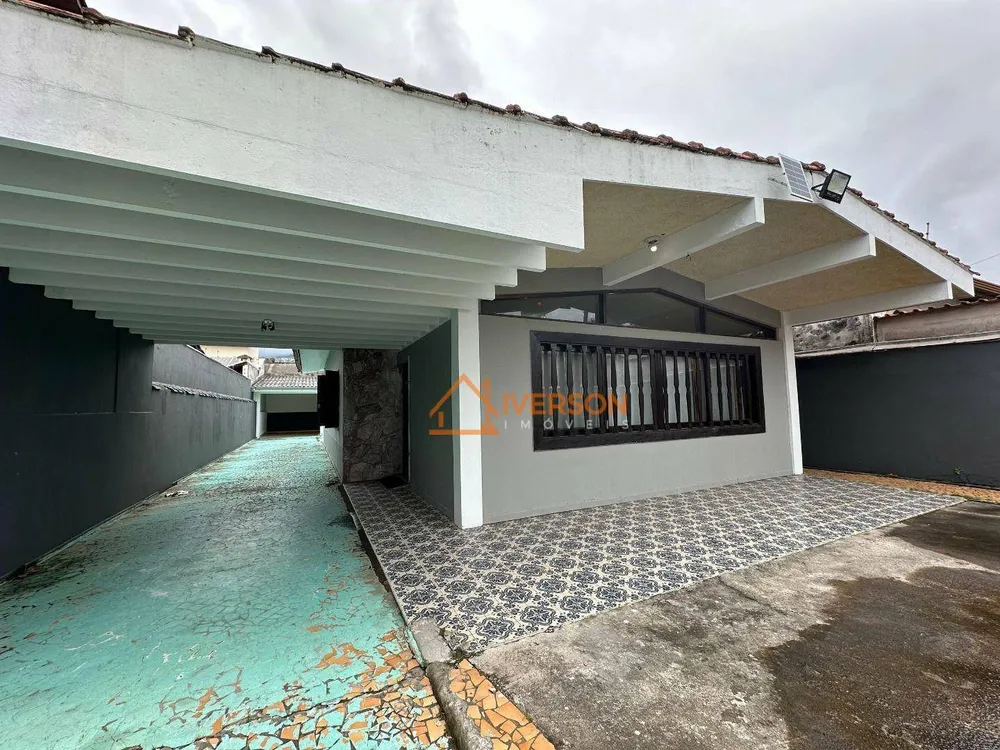 Casa, 4 quartos, 170 m² - Foto 1
