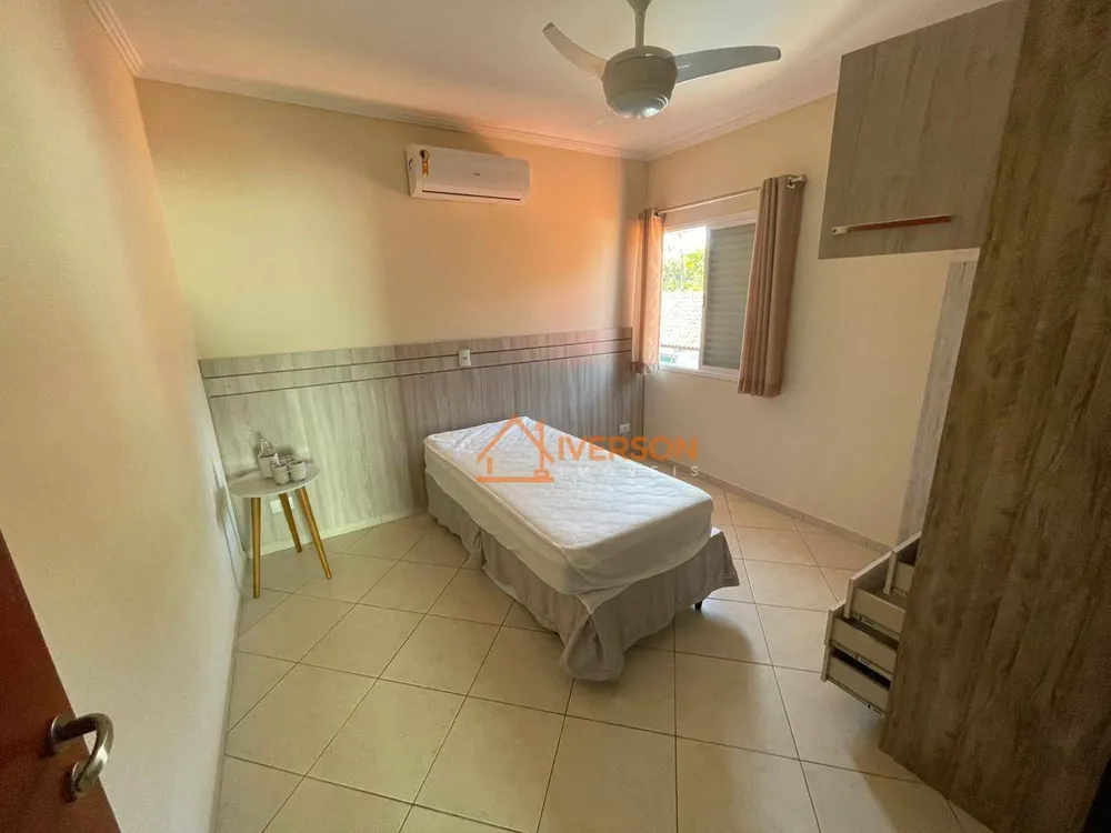 Sobrado, 3 quartos, 196 m² - Foto 1