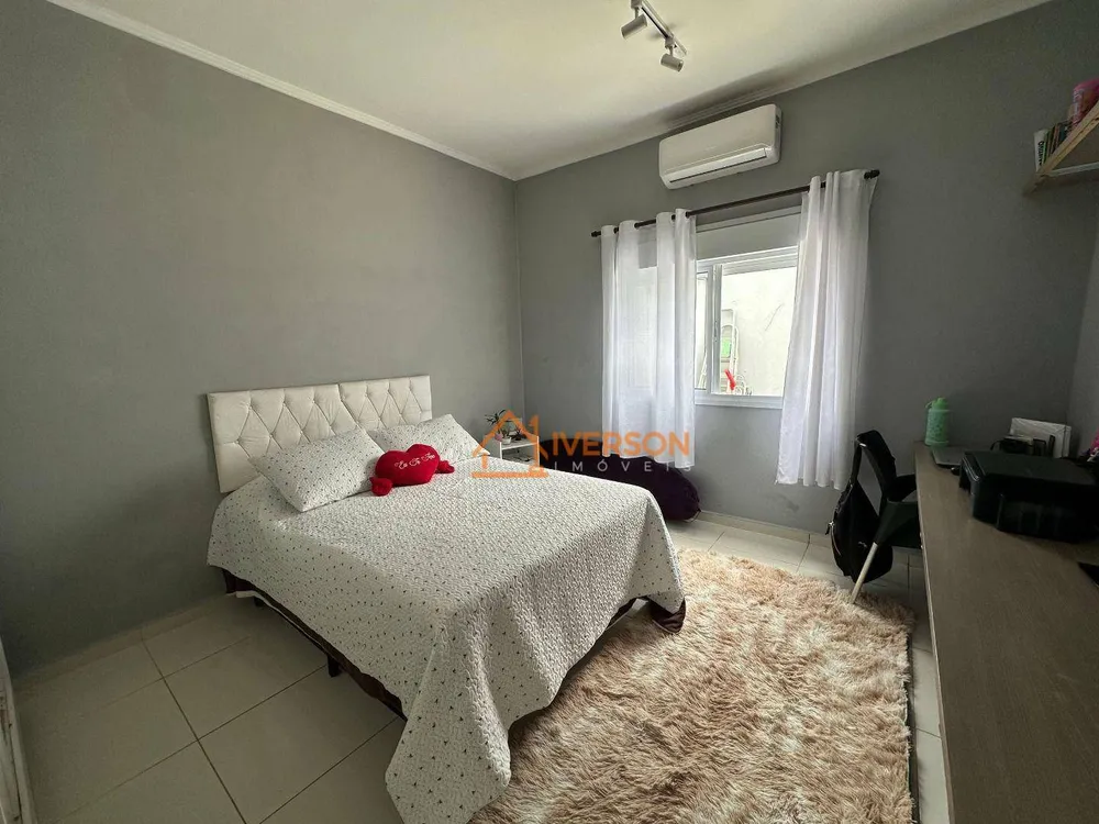 Casa, 4 quartos, 206 m² - Foto 4