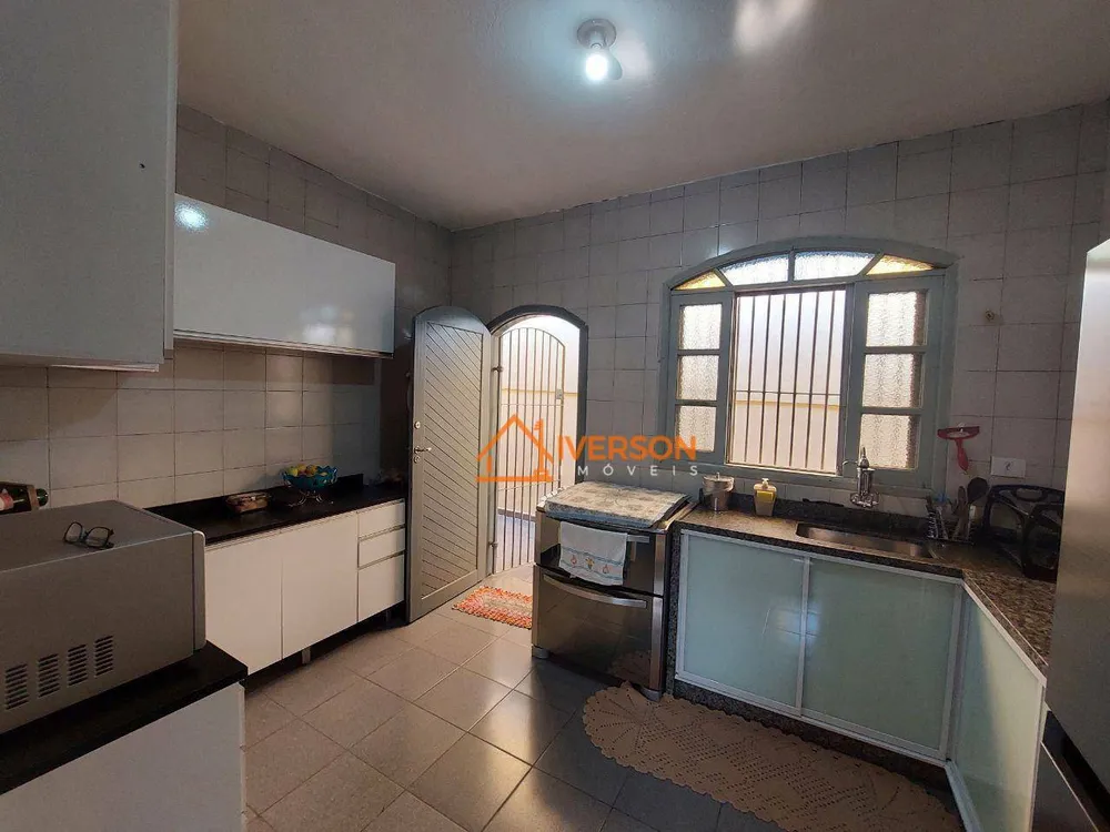 Casa, 2 quartos, 135 m² - Foto 1