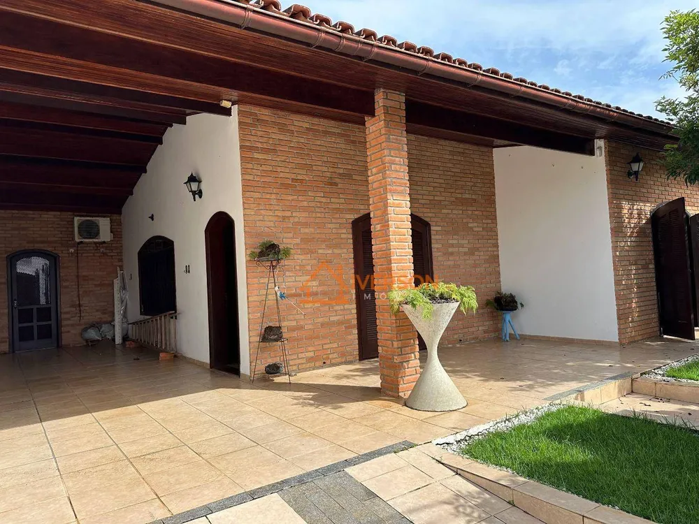 Casa, 4 quartos, 240 m² - Foto 12
