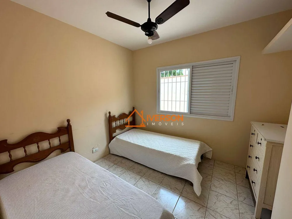 Casa, 5 quartos, 237 m² - Foto 9